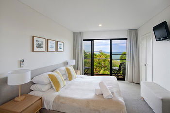 The Point Coolum - Lightning Ridge Tourism 75