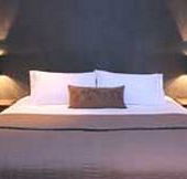 Lilies Luxury Retreats - Lightning Ridge Tourism