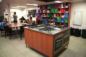 Habitat HQ - Hostel - Lightning Ridge Tourism 25