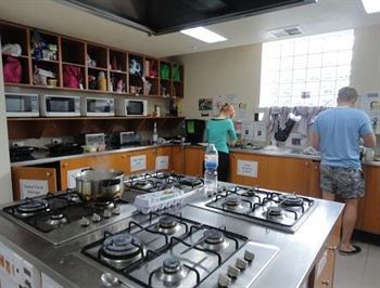 Habitat HQ - Hostel - Lightning Ridge Tourism 29