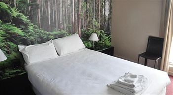 Habitat HQ - Hostel - Lightning Ridge Tourism 37