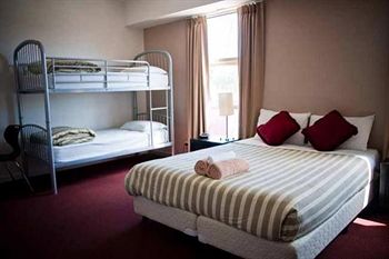 Habitat HQ - Hostel - Lightning Ridge Tourism 7