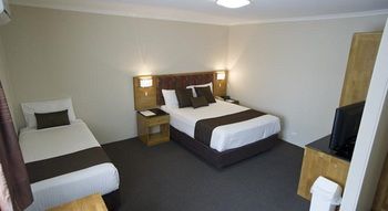 Noah's Mid City Motor Inn - Lightning Ridge Tourism 20
