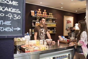 Sydney Railway Square YHA - Hostel - Lightning Ridge Tourism 11