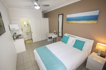 Sinclairs Bondi - Lightning Ridge Tourism 9