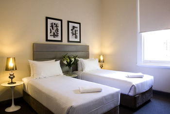 St Marks Lodge - Lightning Ridge Tourism 14