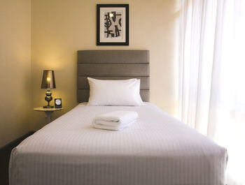 St Marks Lodge - Lightning Ridge Tourism 16