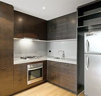 Docklands Private Collection of Apartments - NewQuay - Lightning Ridge Tourism