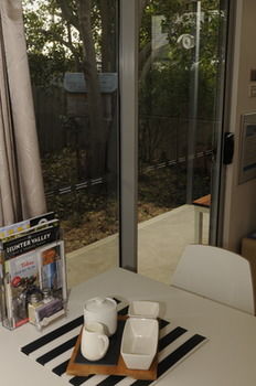 House On The Hill - Hunter Valley - Lightning Ridge Tourism 25