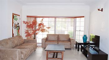 North Ryde Guest House - Lightning Ridge Tourism 1