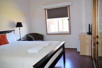 North Ryde Guest House - Lightning Ridge Tourism 16