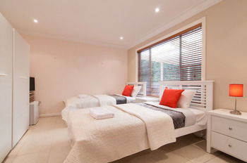 North Ryde Guest House - Lightning Ridge Tourism 35