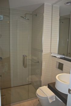 Apartments Melbourne Domain - South Melbourne - Lightning Ridge Tourism 1