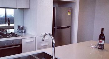 Apartments Melbourne Domain - South Melbourne - Lightning Ridge Tourism 25