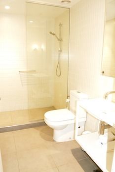 Apartments Melbourne Domain - South Melbourne - Lightning Ridge Tourism 36