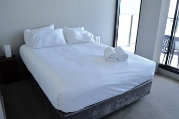 Apartments Melbourne Domain - South Melbourne - Lightning Ridge Tourism 37