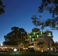 Holiday Inn Warwick Farm - Lightning Ridge Tourism
