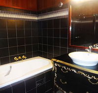 Casuarina Estate - Lightning Ridge Tourism