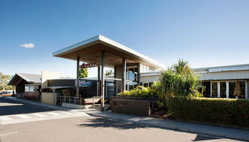 Villa Noosa Hotel - Lightning Ridge Tourism 9
