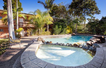 Villa Noosa Hotel - Lightning Ridge Tourism 16