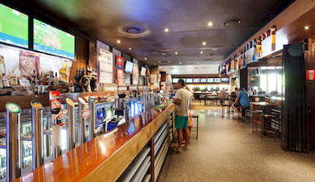 Villa Noosa Hotel - Lightning Ridge Tourism 20