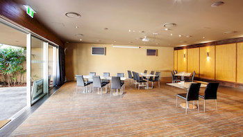 Villa Noosa Hotel - Lightning Ridge Tourism 27