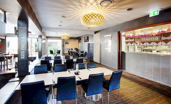 Villa Noosa Hotel - Lightning Ridge Tourism 30