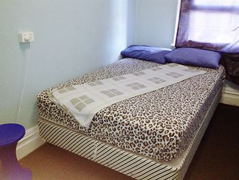 Bondi Shores - Hostel - Lightning Ridge Tourism 5