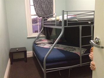 Bondi Shores - Hostel - Lightning Ridge Tourism 7