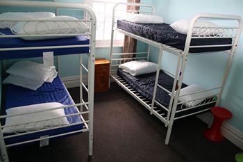 Bondi Shores - Hostel - Lightning Ridge Tourism 18