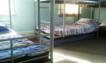 Bondi Shores - Hostel - Lightning Ridge Tourism 19