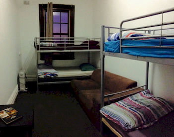 Bondi Shores - Hostel - Lightning Ridge Tourism 31