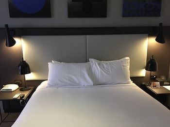 Quality Hotel CKS Sydney Airport - Lightning Ridge Tourism 7