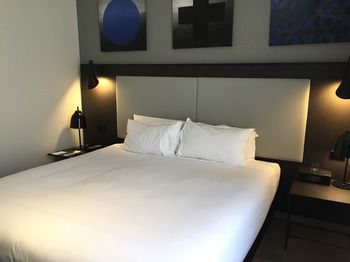 Quality Hotel CKS Sydney Airport - Lightning Ridge Tourism 13