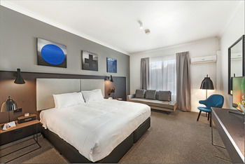 Quality Hotel CKS Sydney Airport - Lightning Ridge Tourism 22