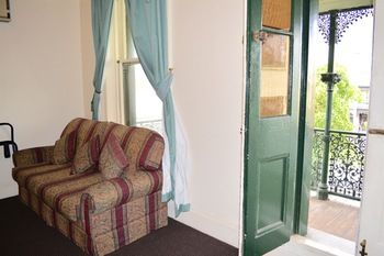 Magnolia Court Boutique Hotel Melbourne - Lightning Ridge Tourism 4