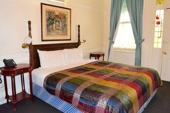 Magnolia Court Boutique Hotel Melbourne - Lightning Ridge Tourism 5