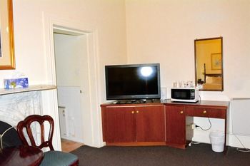 Magnolia Court Boutique Hotel Melbourne - Lightning Ridge Tourism 17