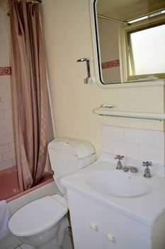 Magnolia Court Boutique Hotel Melbourne - Lightning Ridge Tourism 20