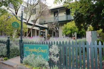 Magnolia Court Boutique Hotel Melbourne - Lightning Ridge Tourism 21