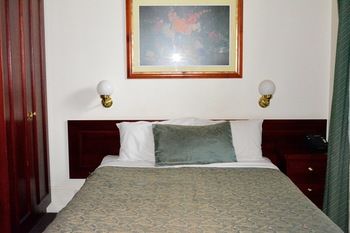 Magnolia Court Boutique Hotel Melbourne - Lightning Ridge Tourism 26