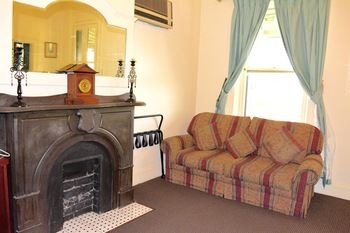 Magnolia Court Boutique Hotel Melbourne - Lightning Ridge Tourism 69