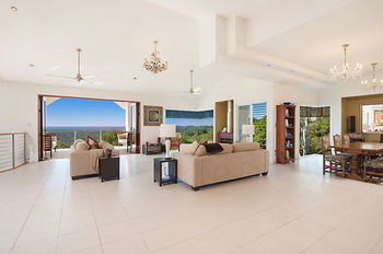 Alexandria Retreat - Lightning Ridge Tourism 8