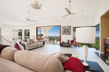 Alexandria Retreat - Lightning Ridge Tourism 9