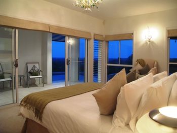 Alexandria Retreat - Lightning Ridge Tourism 11