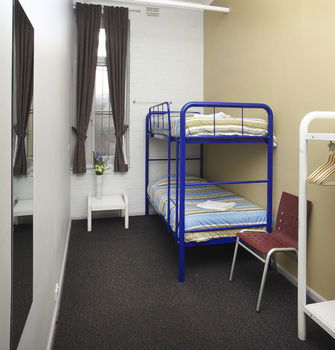 The George Street Hotel - Hostel - Lightning Ridge Tourism 9