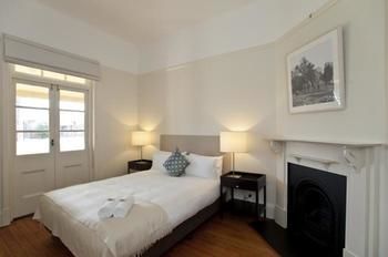 Cockatoo Island - Lightning Ridge Tourism 2