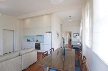 Cockatoo Island - Lightning Ridge Tourism 3