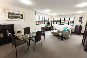 Cockatoo Island - Lightning Ridge Tourism 25