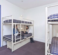 Melbourne Central YHA - Hostel - Lightning Ridge Tourism
